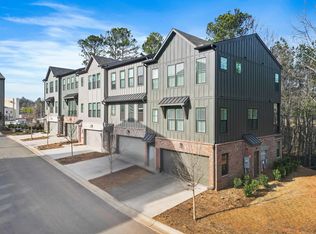 625 Firefly Cir, Alpharetta, GA 30009