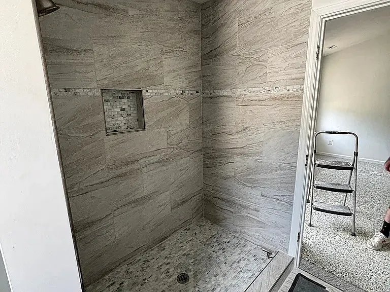 2437 Annie Cir — Photo 16
