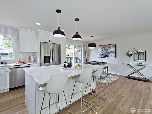 5th image of 12802 NE 142nd Street