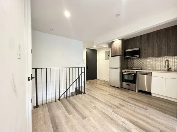 938 Bushwick Avenue image 1 of 7