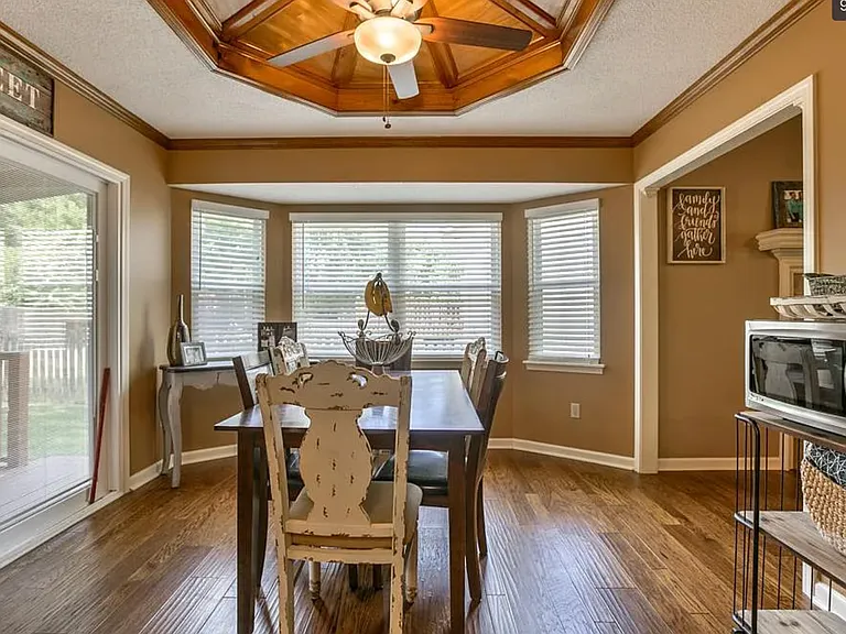 420 SE Onyx Dr — Photo 7