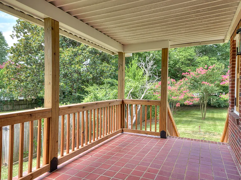 2336 Redwood Dr — Photo 23