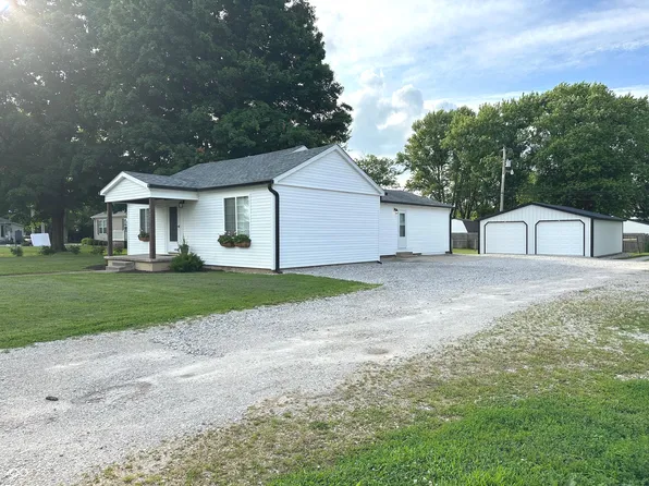 712 W Main St, Thorntown, IN 46071