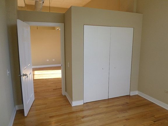 5th image of 1791 W Howard St Unit 201