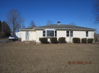 1362 Jewell Rd, Milan, MI 48160