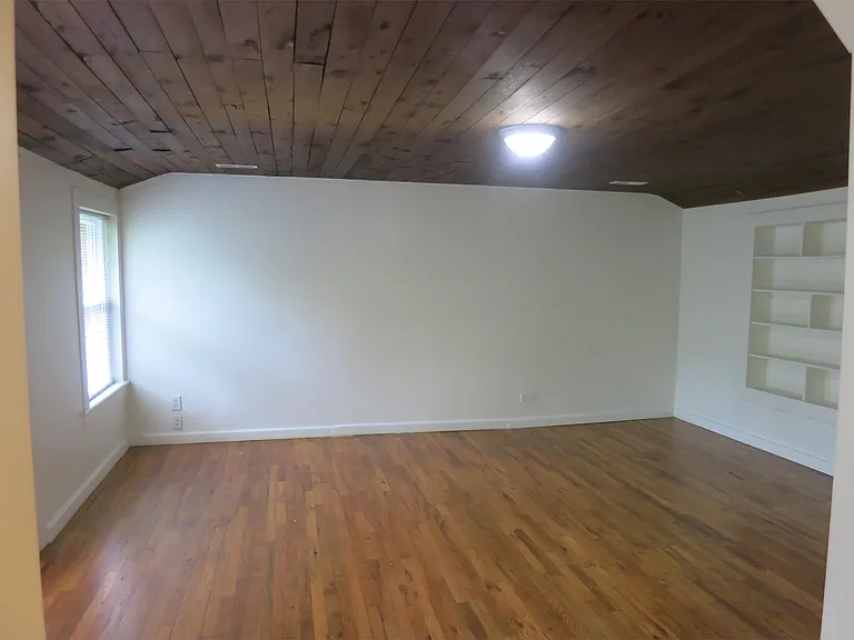 1110 Wellford St — Photo 16