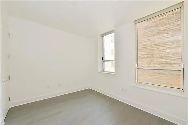 Rented by RELO REDAC INC. | media 10