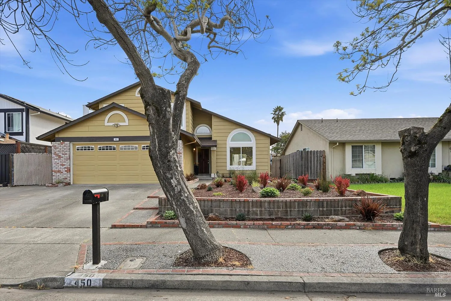 450 Nikki Drive photo 1