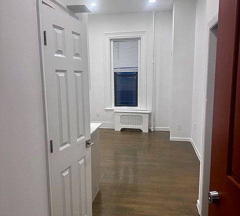 2nd image of 264 Newbury St Suite 1