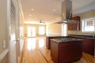 2nd image of 2849 N Ashland Ave #Pent