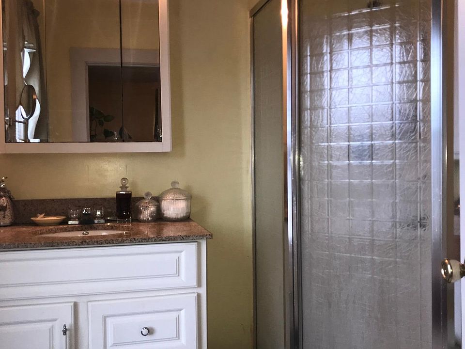 Private Master Bathroom