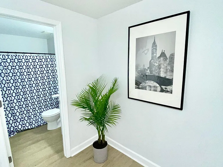 58 E 11th Ave #2 — Photo 12