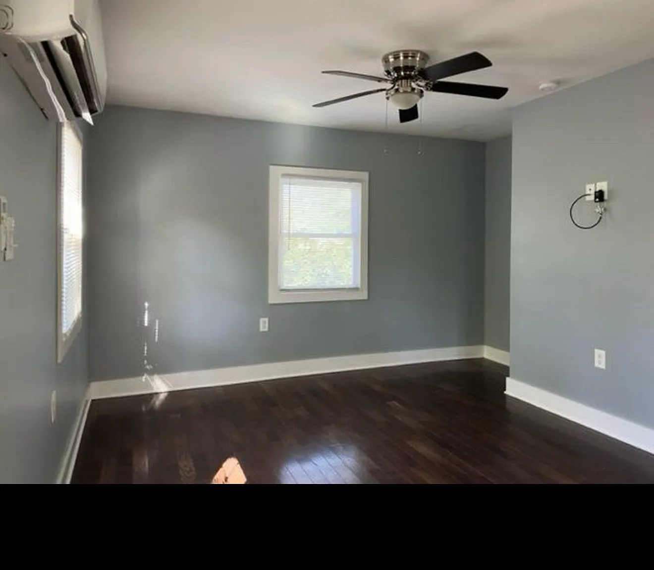 145 1/2 Parrish Ave — Photo 4