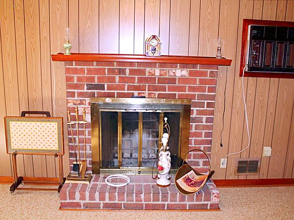 Wood Burning Fireplace!