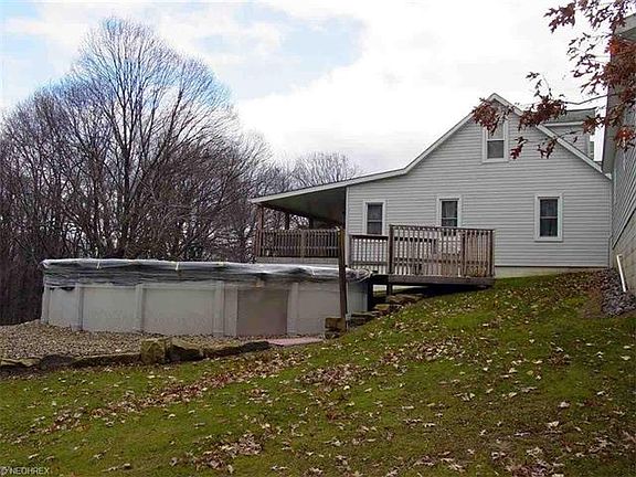 4th image of 225 McKnight Dr