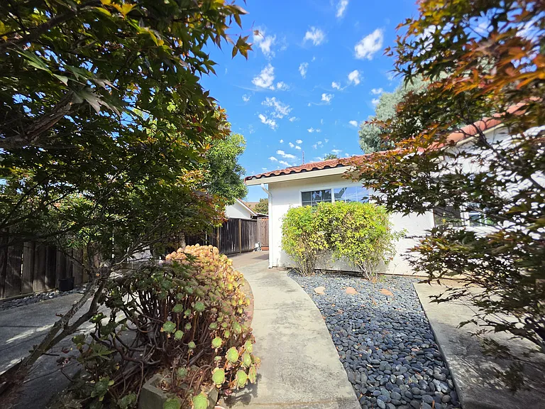 2455 Fallingtree Dr #A — Photo 10