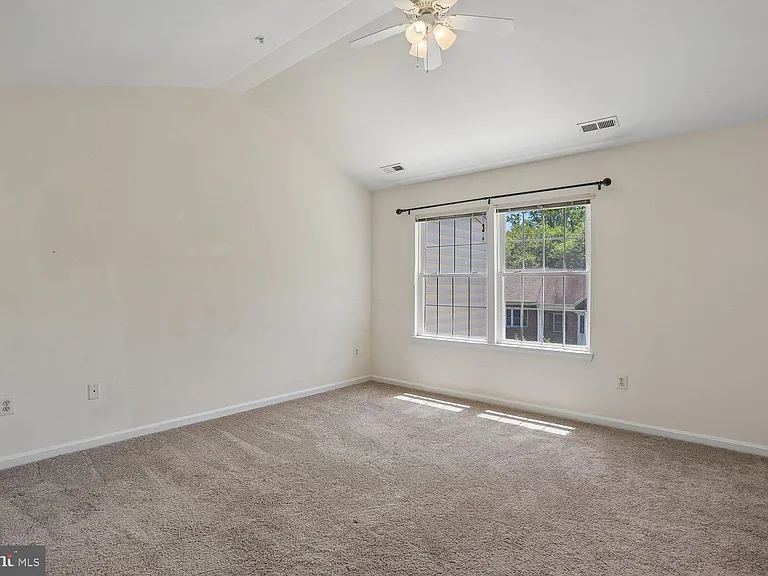 46 Waddington Ln — Photo 30