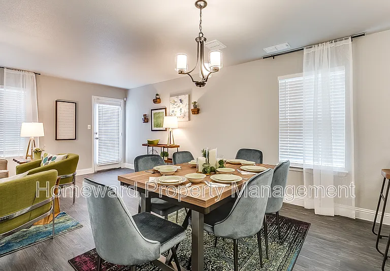 3904 Sheraton Rd — Photo 5