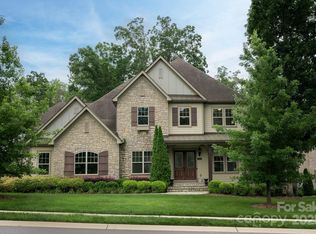 1233 Ladera Dr, Waxhaw, NC 28173