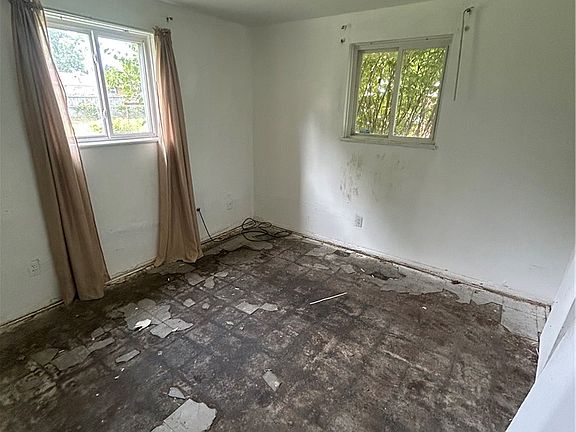 2nd image of 5230 Rockport Ave #303