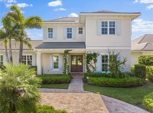 221 Palm Island Ln, Indian River Shores, FL 32963