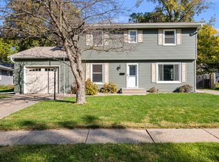 4607 26th Ave, Rock Island, IL 61201