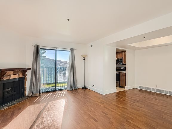 6851 N 2200 W - Print Quality - 001 - 01 Living Room_08272024