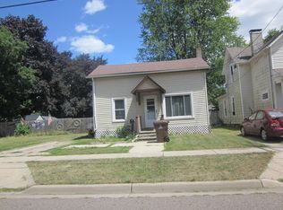 314 N Sheldon St, Charlotte, MI 48813