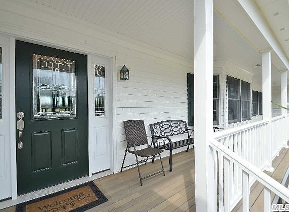 2nd image of 143 Pier Ave
