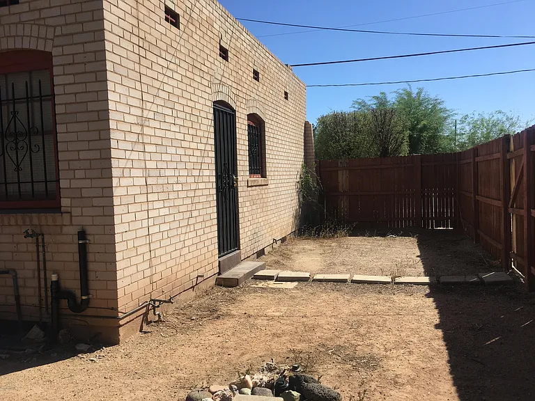 1236 E Monte Vista Rd — Photo 27