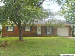 607 Clearview St SW, Decatur, AL 35601