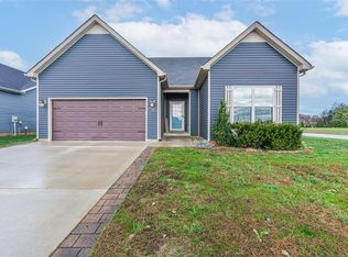 7106 Stone Meade Ln, Bowling Green, KY 42101