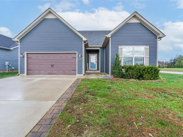 7106 Stone Meade Ln, Bowling Green, KY 42101
