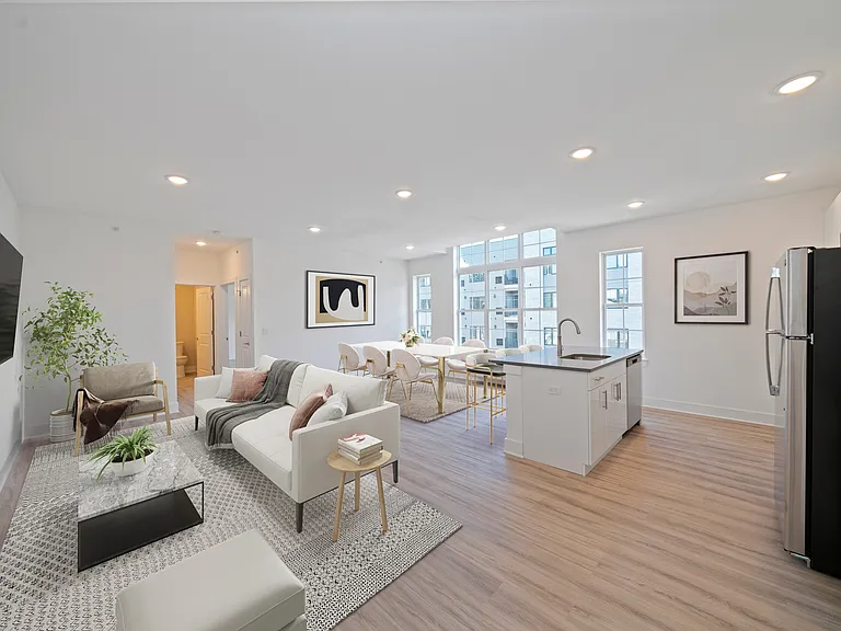 20A Macarthur Ave #307 — Photo 2