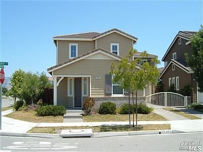 1st image of 901 Westbury Ct