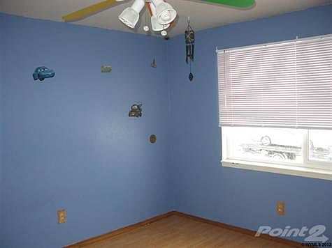 4th image of 2220 Wyoming Dr