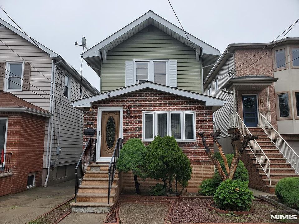 1st image of 439 N 8th St