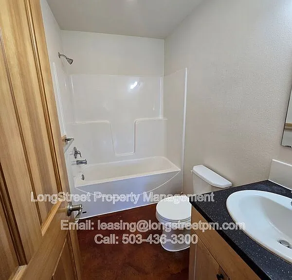 132 SW Avery Ave #103 — Photo 9