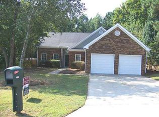 1460 Charter Oaks Ln, Lawrenceville, GA 30046