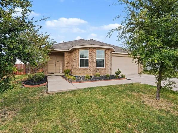 1512 Central Park Dr, Alvarado, TX 76009