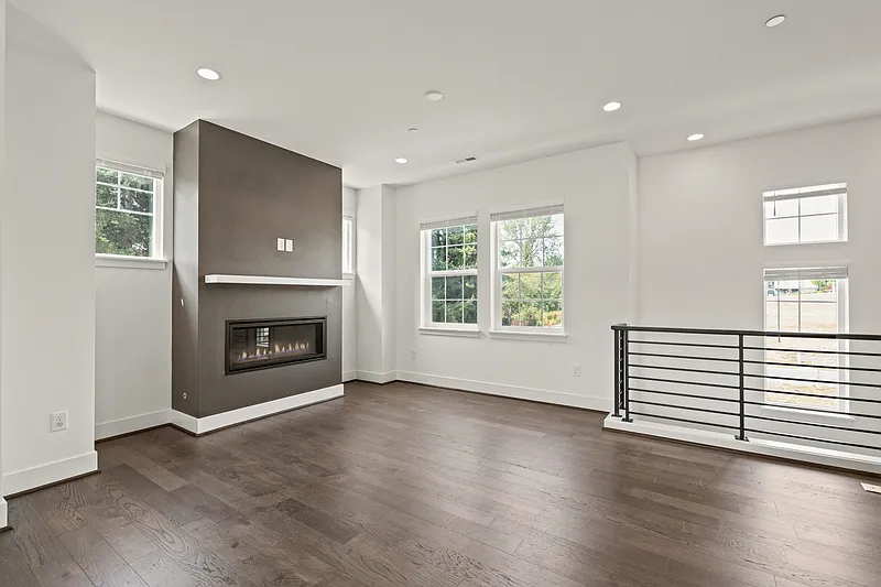 2 bed, 2.5 bath, 1338 sqft, $3,250 — Photo 4