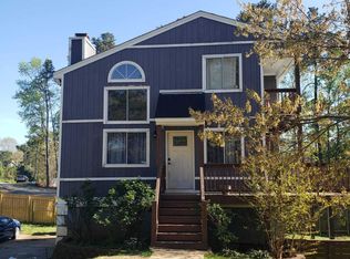 5701 Delbarton Ct, Raleigh, NC 27606