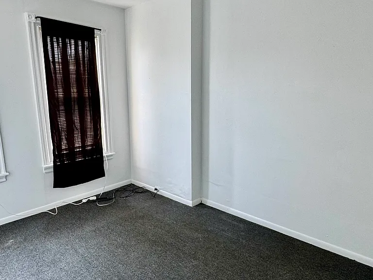354 Ophelia St — Photo 16