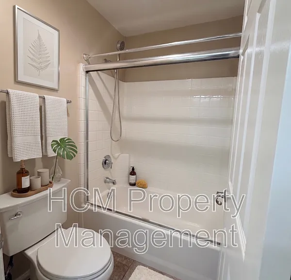 8043 E Loftwood Ln — Photo 26
