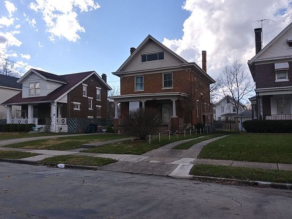 2nd image of 3821 Hazel Ave