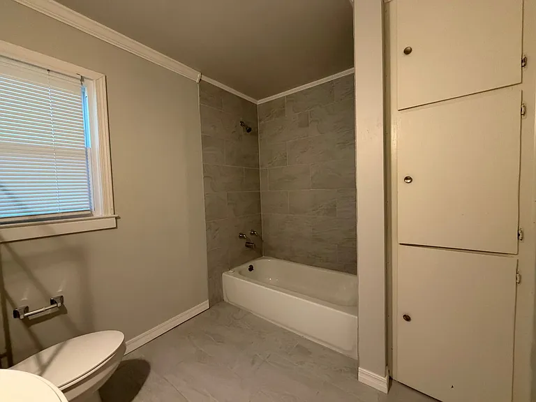 4819 S Owasso Ave — Photo 16