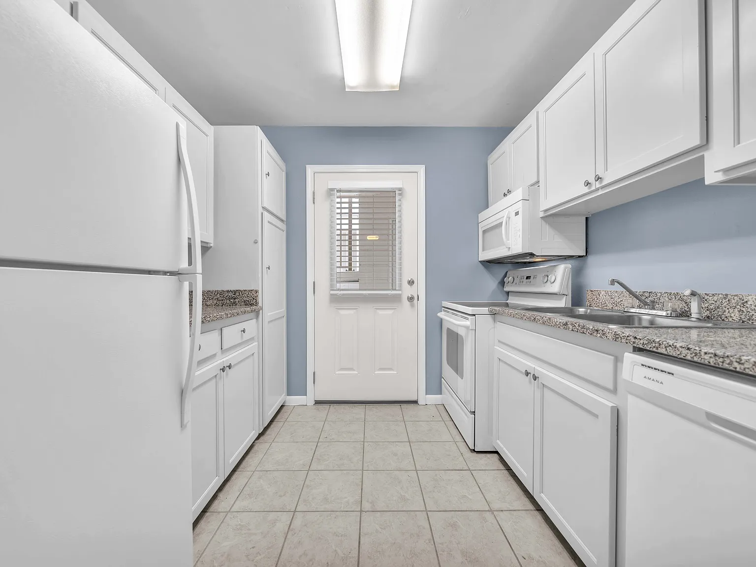 2 bed, 970 sqft, $1,495 — Photo 4