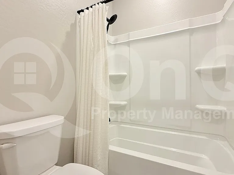 1906 N 140th Dr — Photo 24