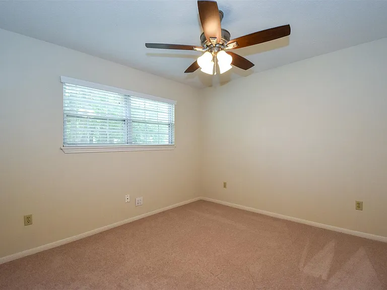 11914 Normont Dr — Photo 26
