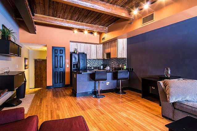 1st image of 408 W Saint Clair Ave APT 202